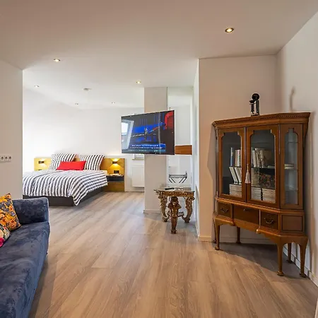 Bed and breakfast Sieben & Ein Tisch