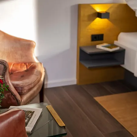 Bed and breakfast Sieben & Ein Tisch