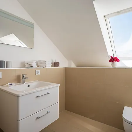 Sieben & Ein Tisch 3* Bobingen (Augsburg)