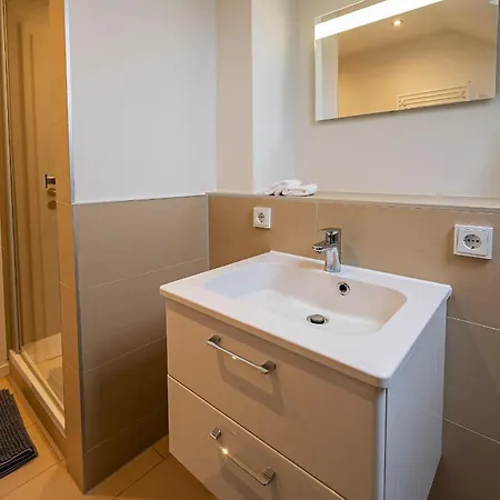 Bed and breakfast Sieben & Ein Tisch 3*