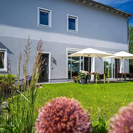 Sieben & Ein Tisch 3* Bobingen (Augsburg)