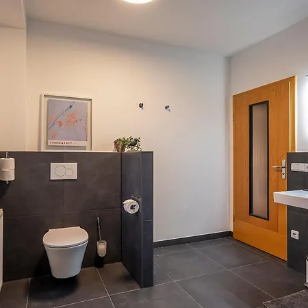 Sieben & Ein Tisch 3* Bobingen (Augsburg)